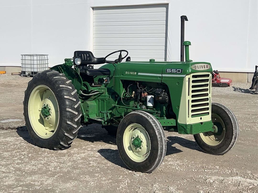 Image of Oliver 550 Primary image