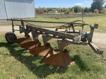 Main image Oliver 5540