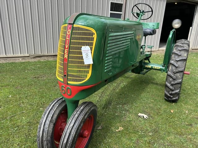 Image of Oliver 60 equipment image 1