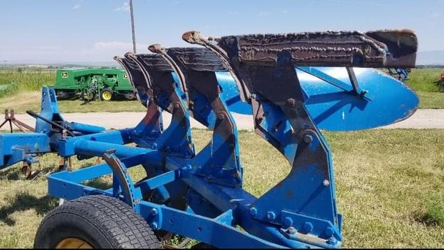 Image of Oliver 6342 equipment image 4