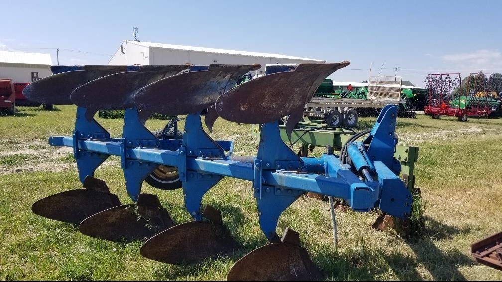 Oliver 6342 Equipment Image0
