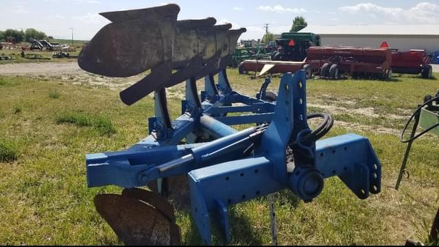 Image of Oliver 6342 equipment image 1