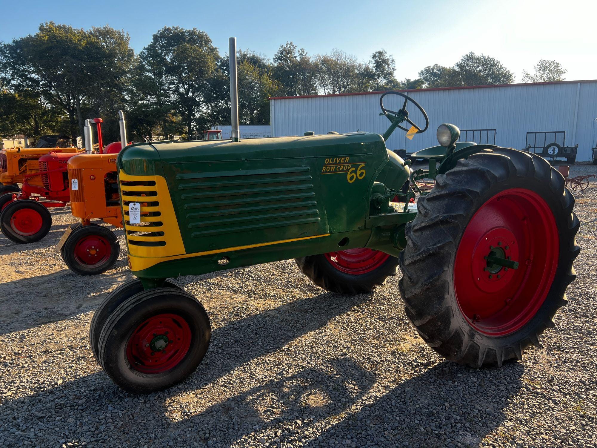 Main image Oliver 66