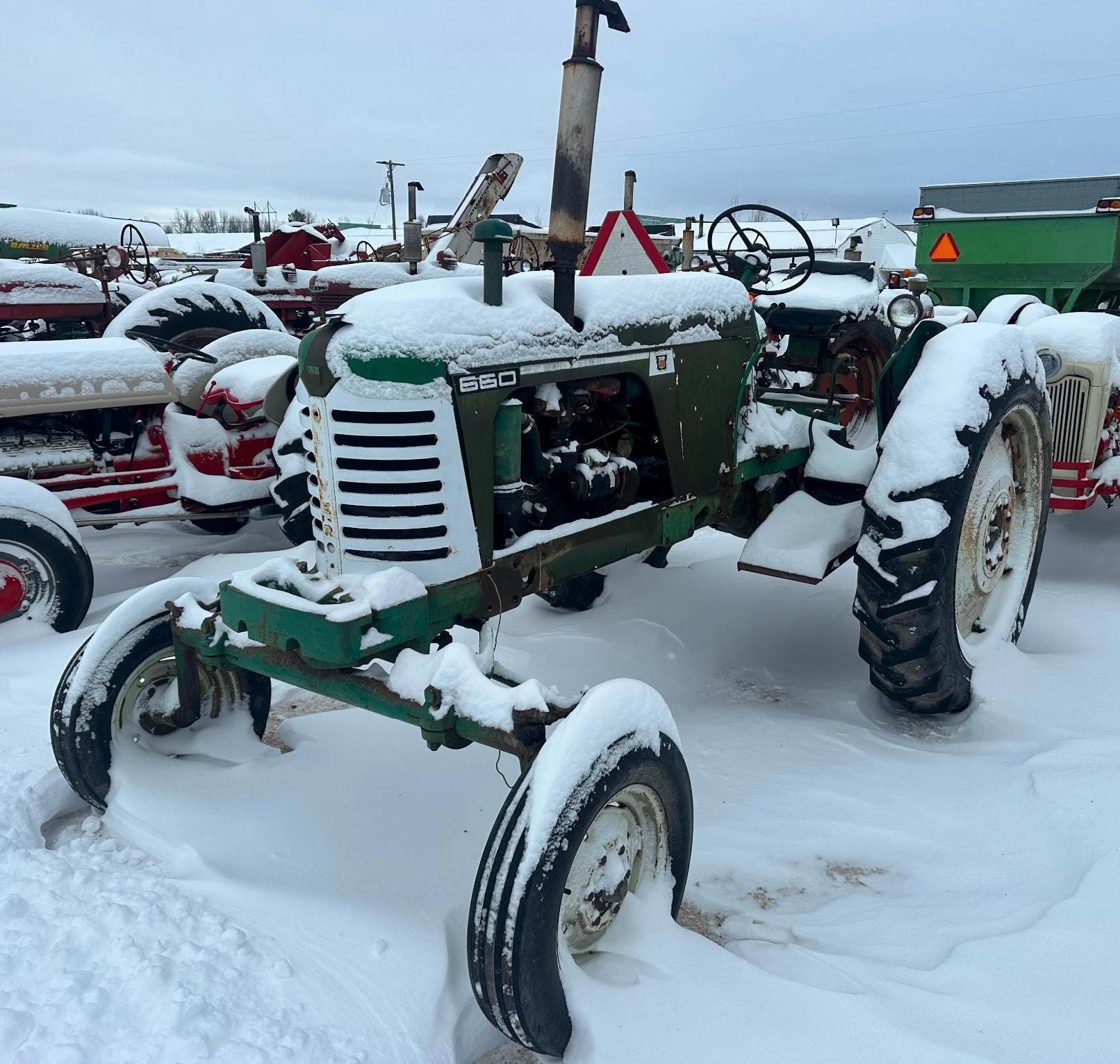 Oliver 660 Equipment Image0