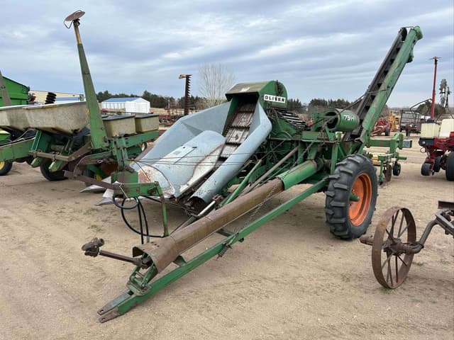 Image of Oliver 73H equipment image 1