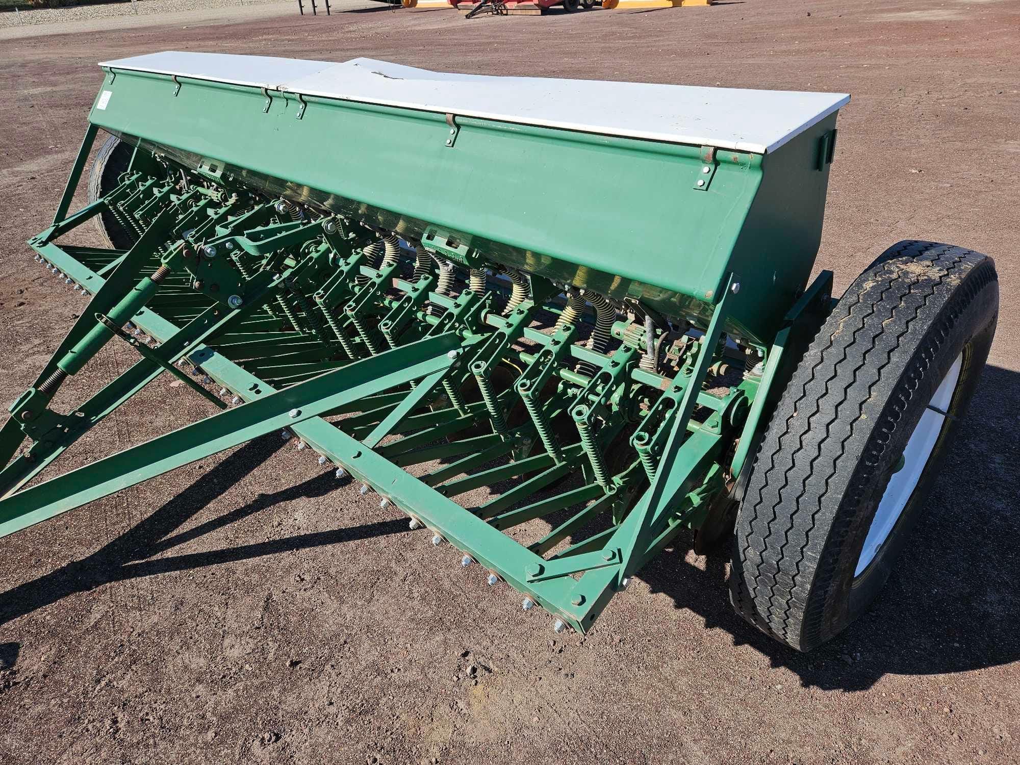 Main image Oliver 76