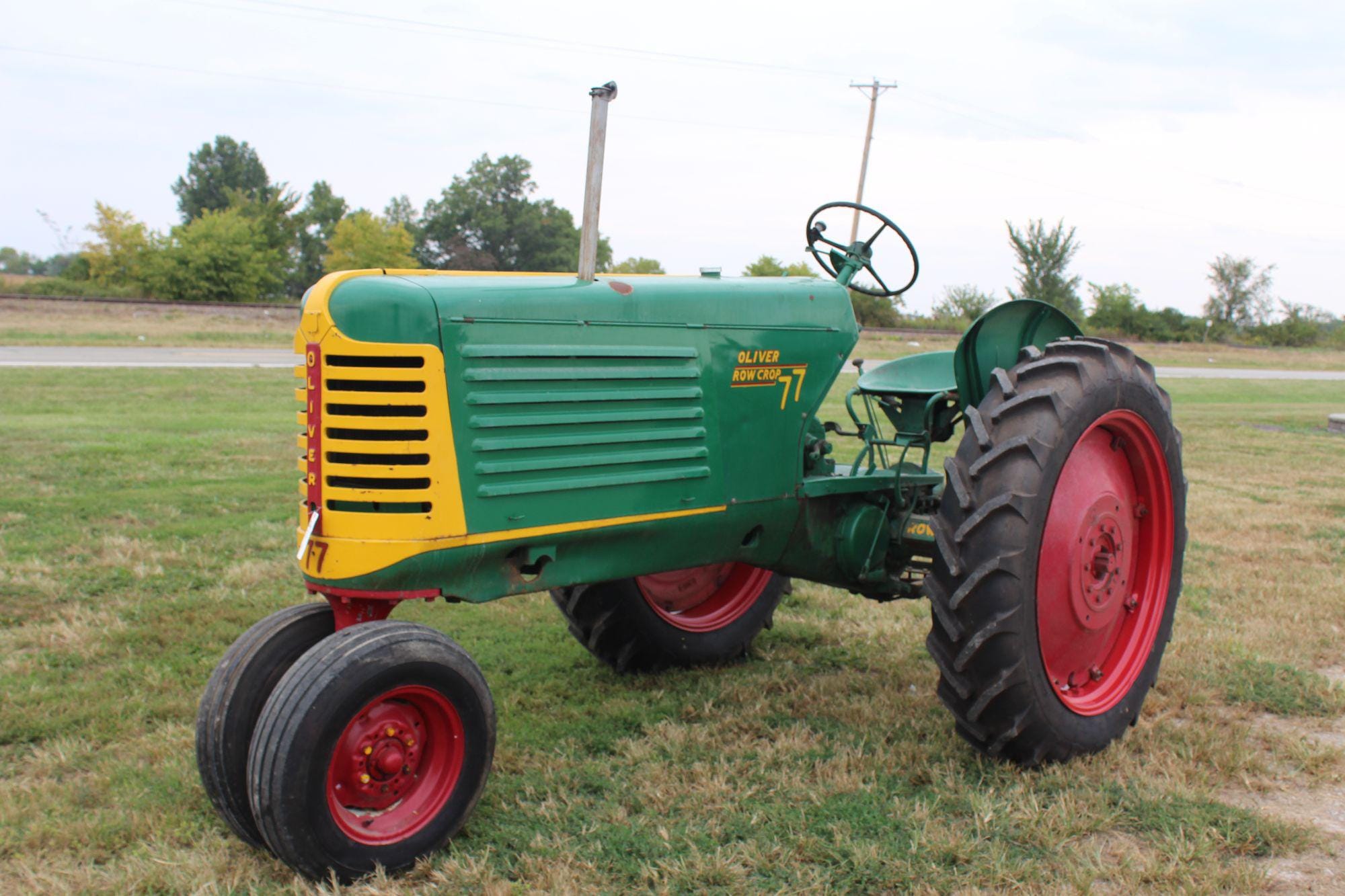 Main image Oliver 77