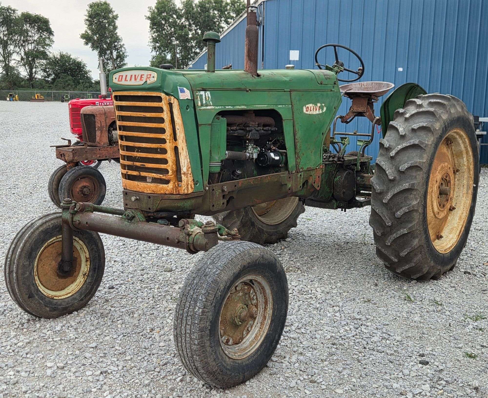 Oliver 770 Equipment Image0