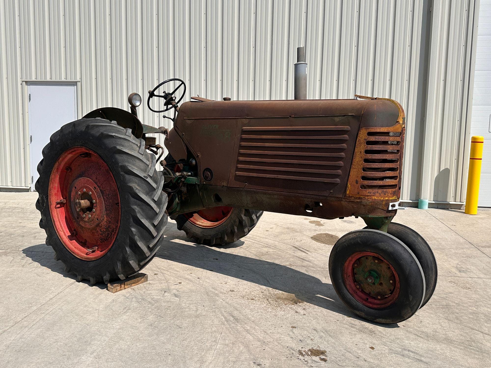 Main image Oliver 88