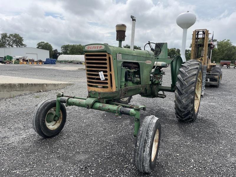 Oliver 880 Equipment Image0