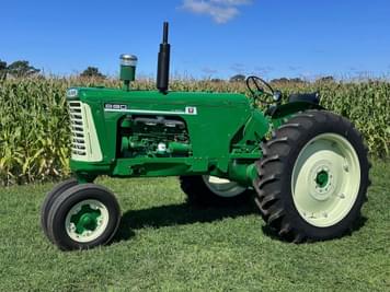 Main image Oliver 880