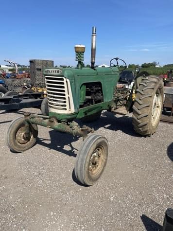 Main image Oliver 880