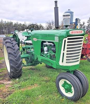 Main image Oliver 880