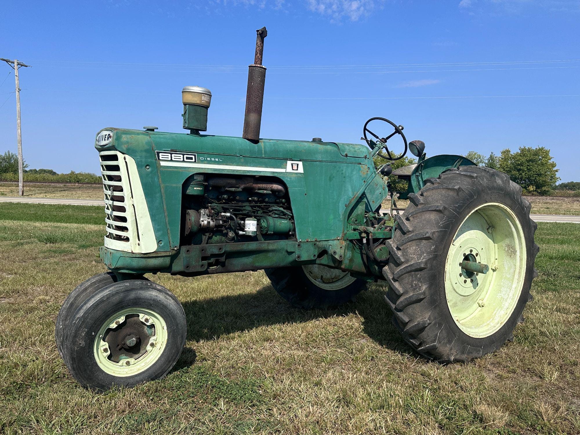 Main image Oliver 880