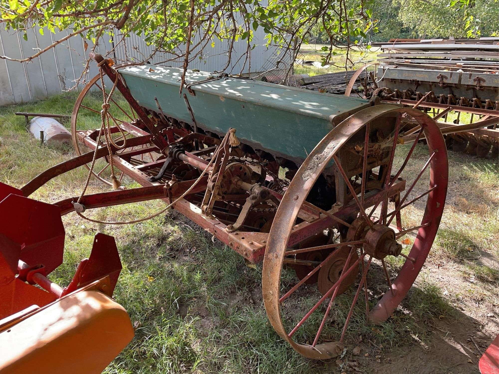 Oliver Superior Equipment Image0