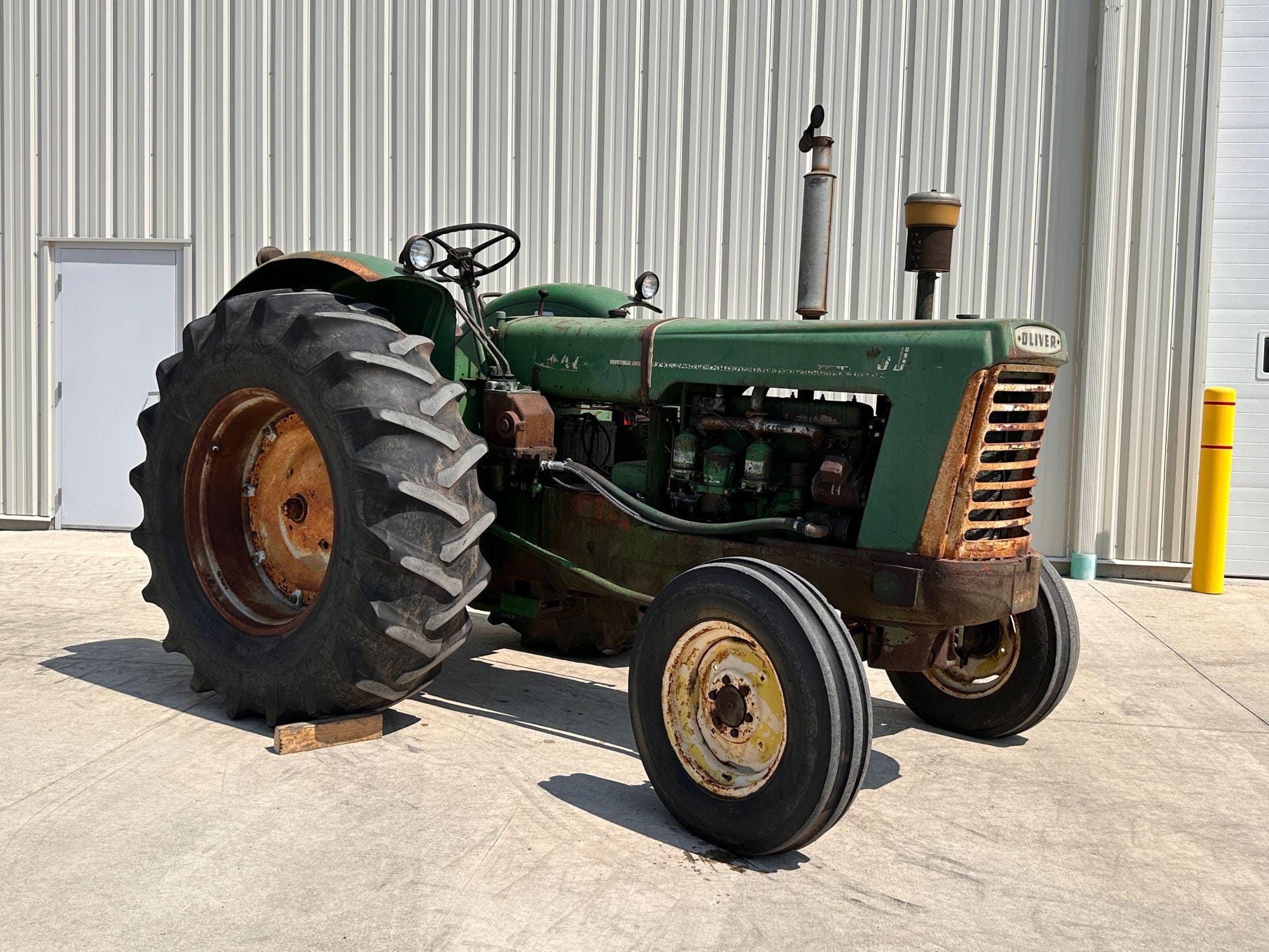 Main image Oliver 950