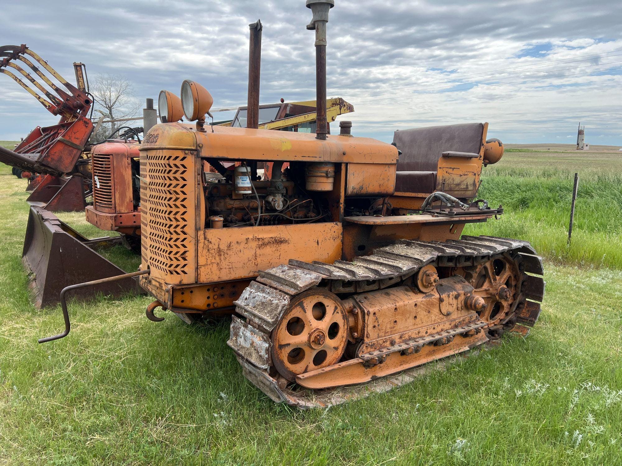 Main image Oliver Cletrac ADH