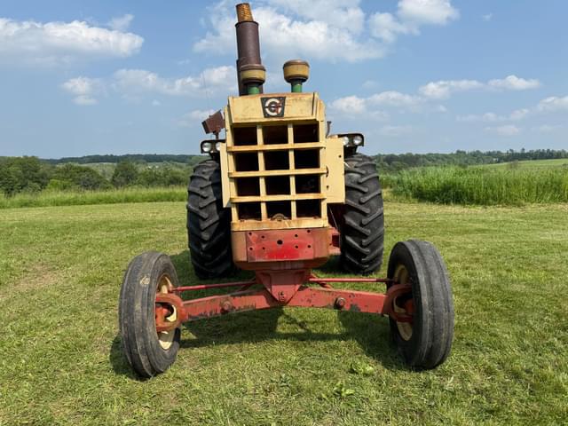 Image of Oliver 1900 equipment image 1