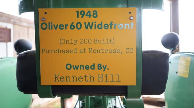 Image of Oliver 60 equipment image 3