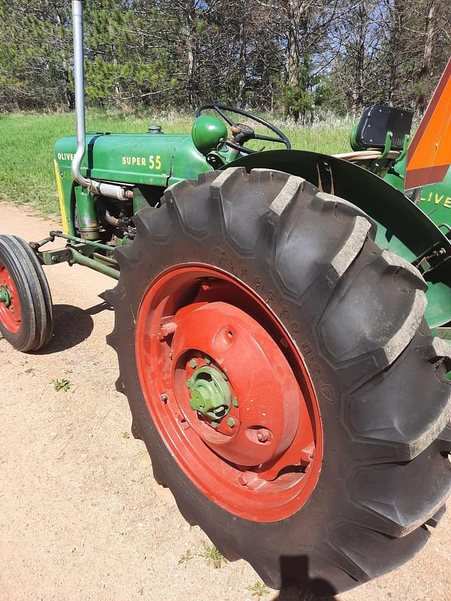 Image of Oliver Super 55 equipment image 2