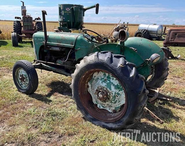 Image of Oliver Super 55 equipment image 1