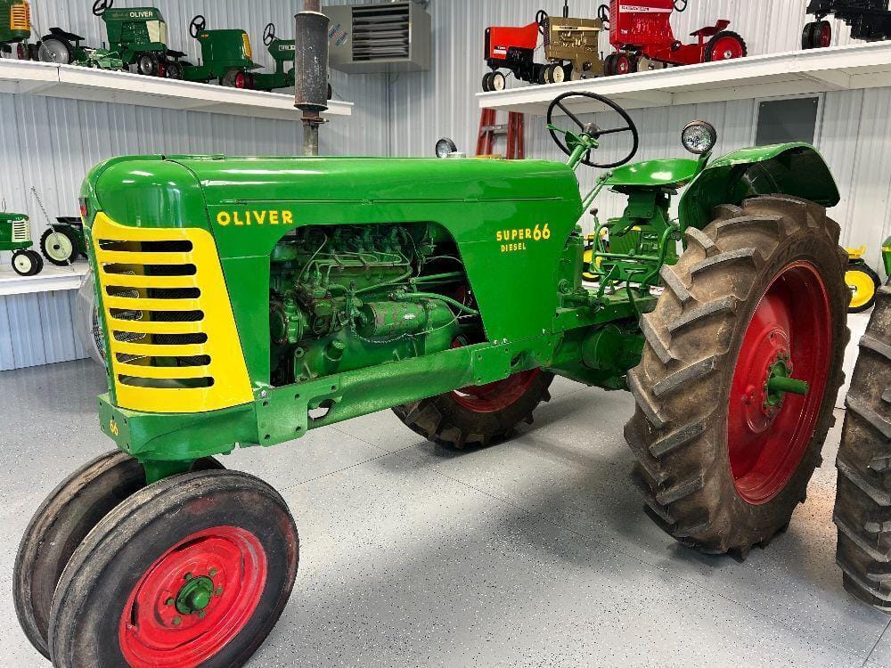 Main image Oliver Super 66