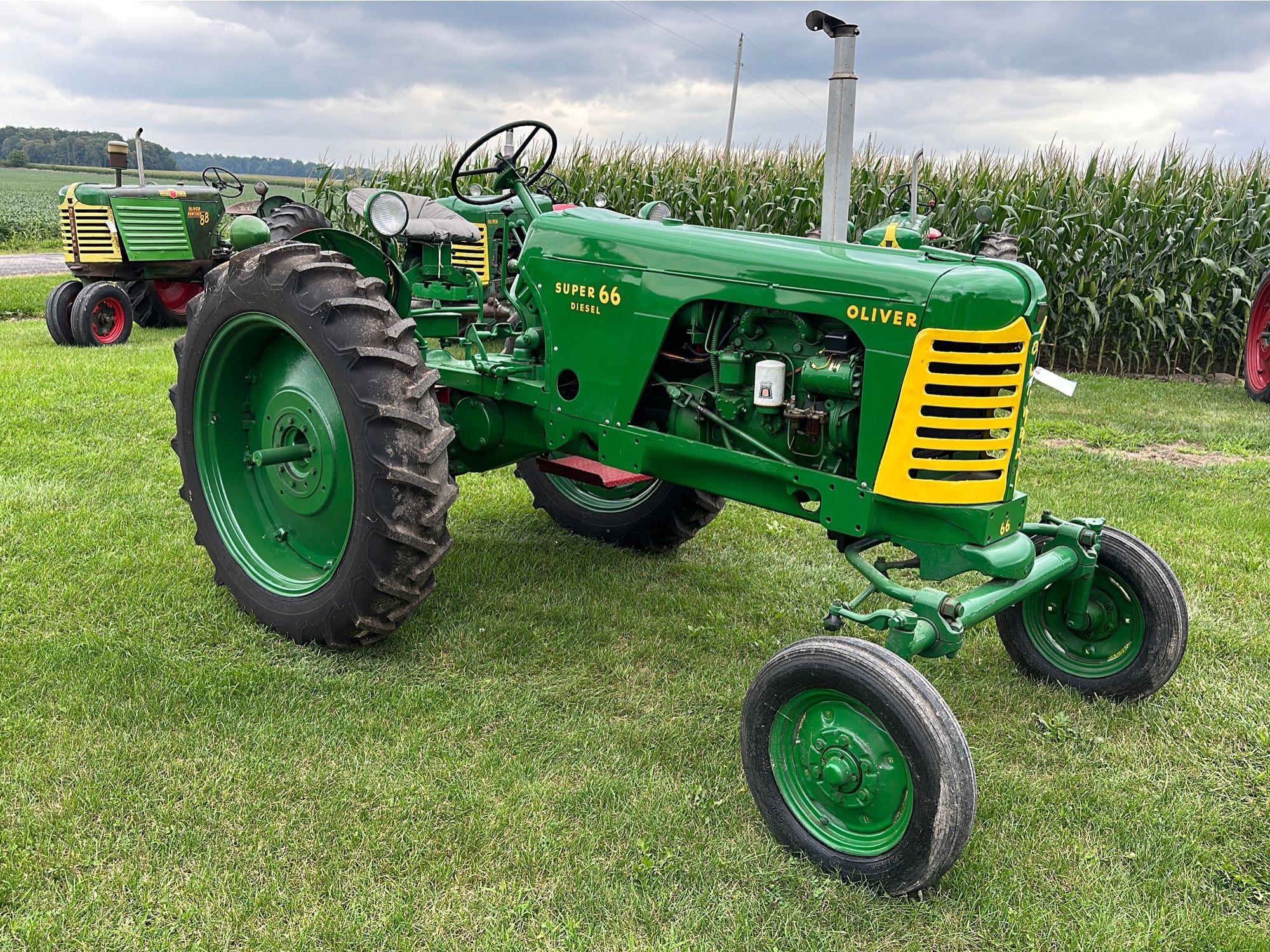 Main image Oliver Super 66