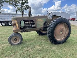 Oliver Super 77 Image