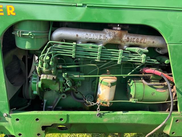 Image of Oliver Super 77 equipment image 4
