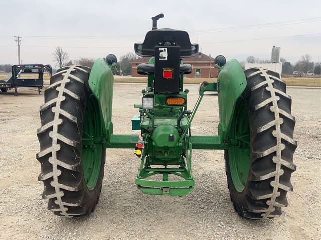 Image of Oliver Super 77 equipment image 3