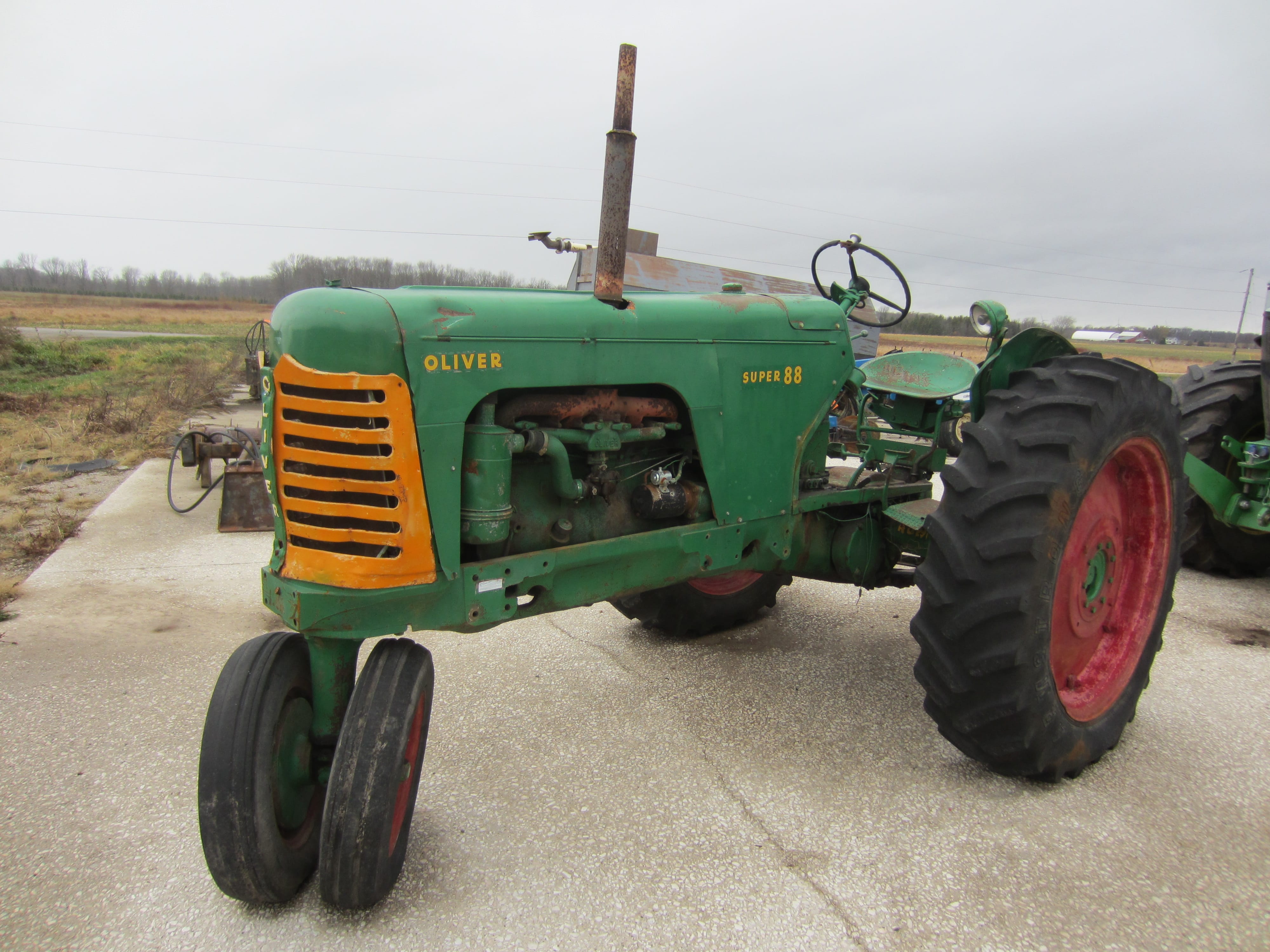 Main image Oliver Super 88