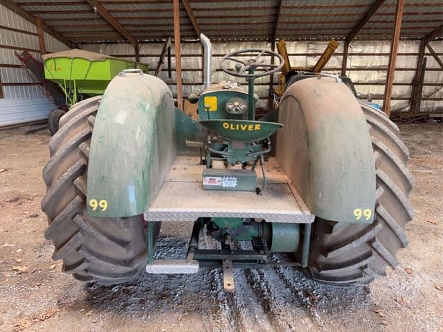 Image of Oliver Super 99 equipment image 3