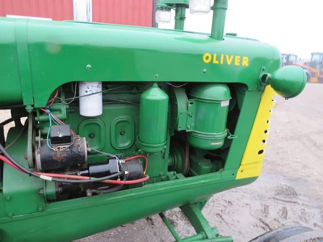 Image of Oliver Super 99 equipment image 4