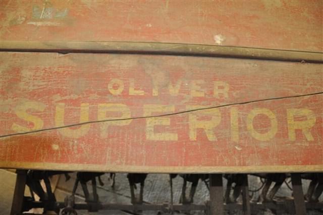 Image of Oliver Superior equipment image 3