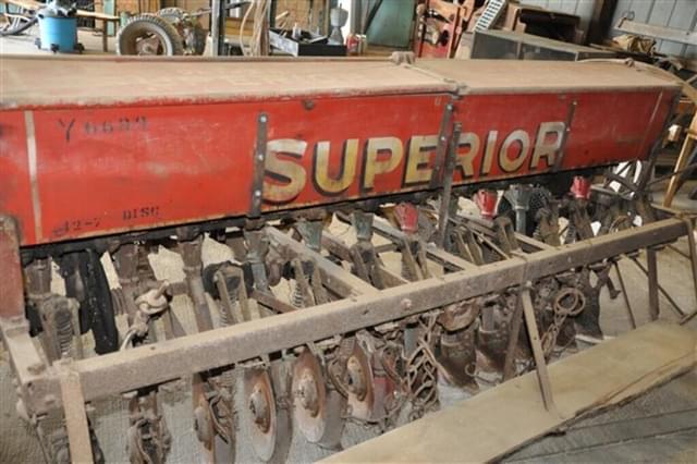 Image of Oliver Superior equipment image 2
