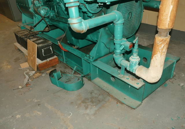 Image of Onan 250KW equipment image 3