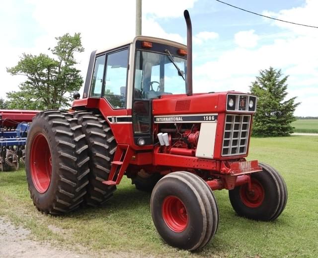 Image of International Harvester 1586 equipment image 3