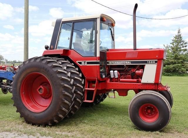 Image of International Harvester 1586 equipment image 1