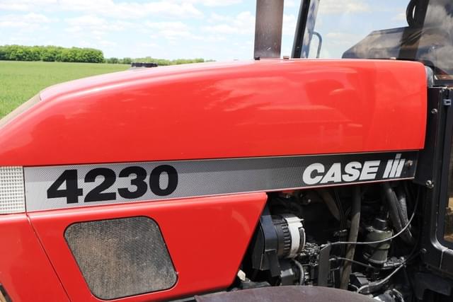 Image of Case IH 4230 equipment image 3