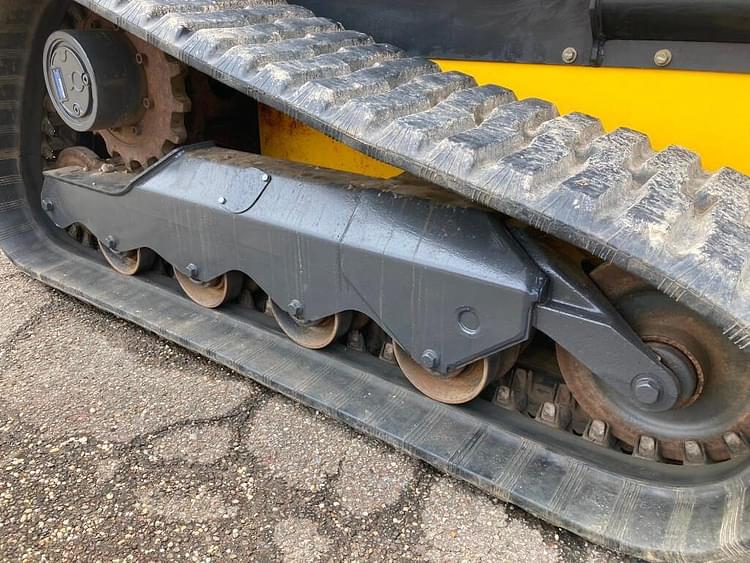 Main image New Holland C232 4