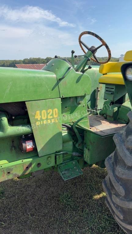 Image of John Deere 4020 equipment image 4