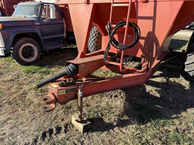 Image of United Farm Tools 500 equipment image 1