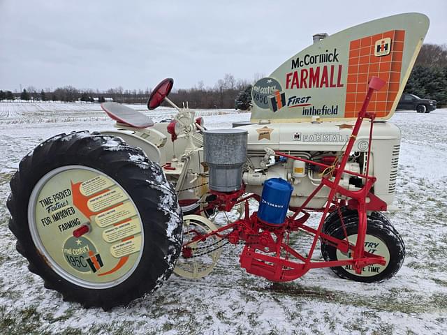 Image of Farmall C equipment image 3