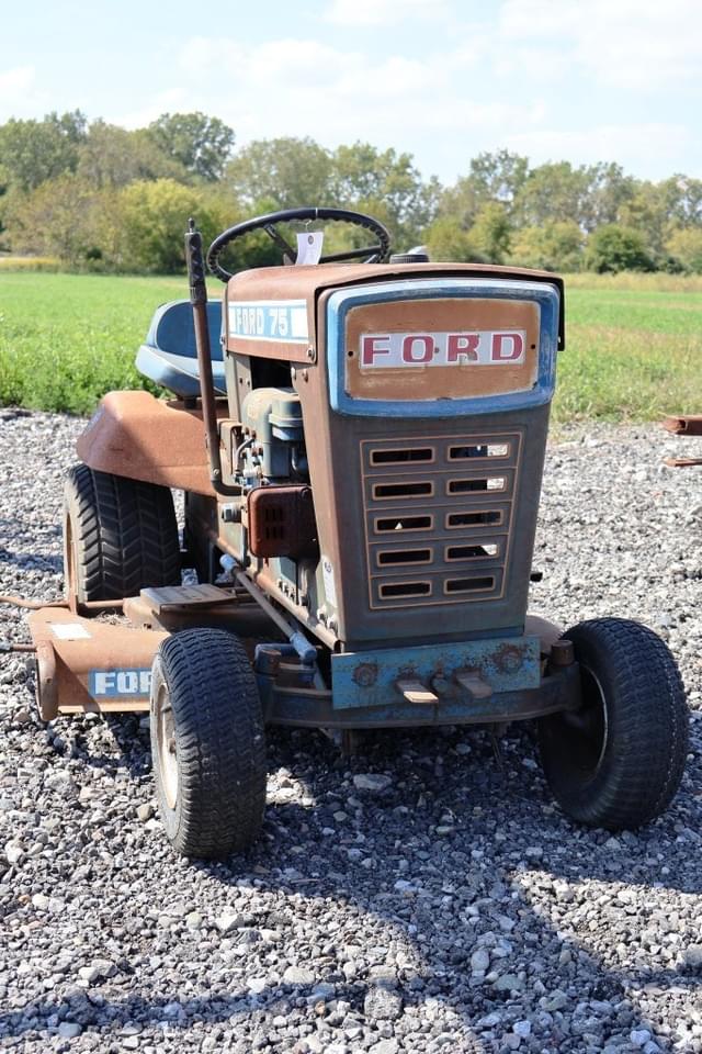 Image of Ford 75 equipment image 1