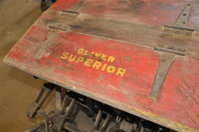 Image of Oliver Superior equipment image 1