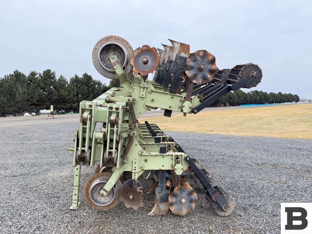 Image of Orthman 1tRIPr equipment image 2