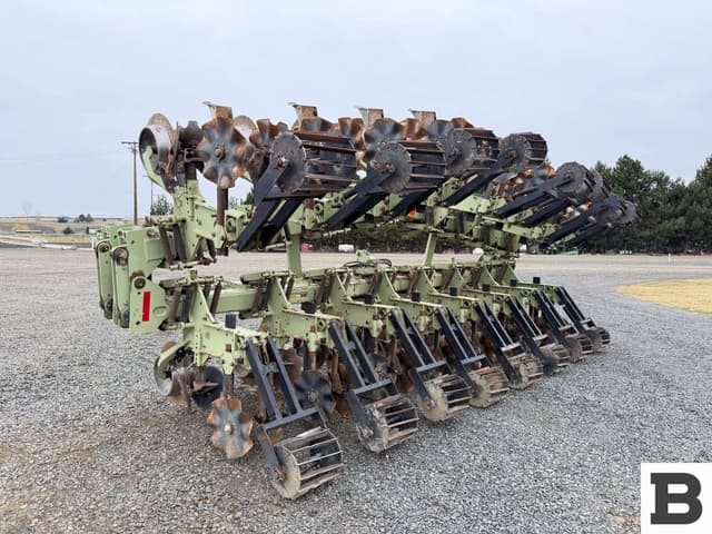 Image of Orthman 1tRIPr equipment image 3