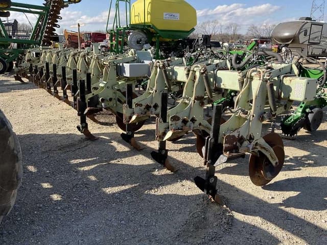 Image of Orthman 610 equipment image 3