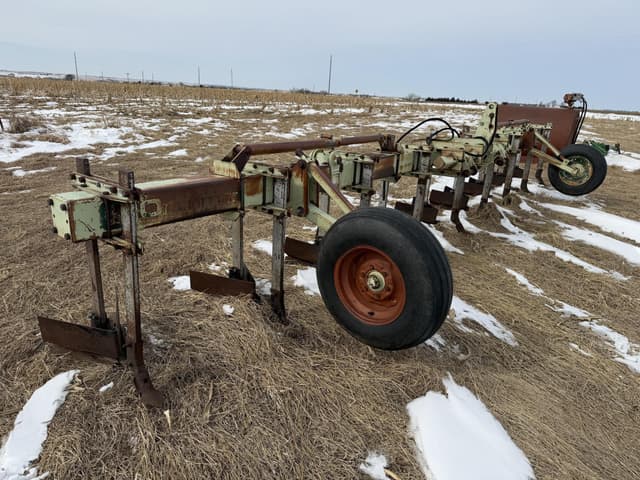 Image of Orthman 8R36 equipment image 3