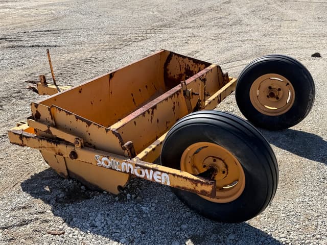 Image of Orthman Soilmover equipment image 4